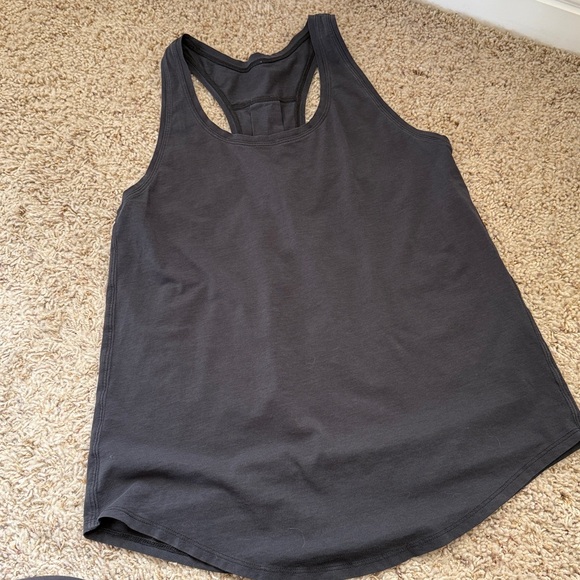 Lululemon Love Tank Bundle of four - Picture 4 of 9